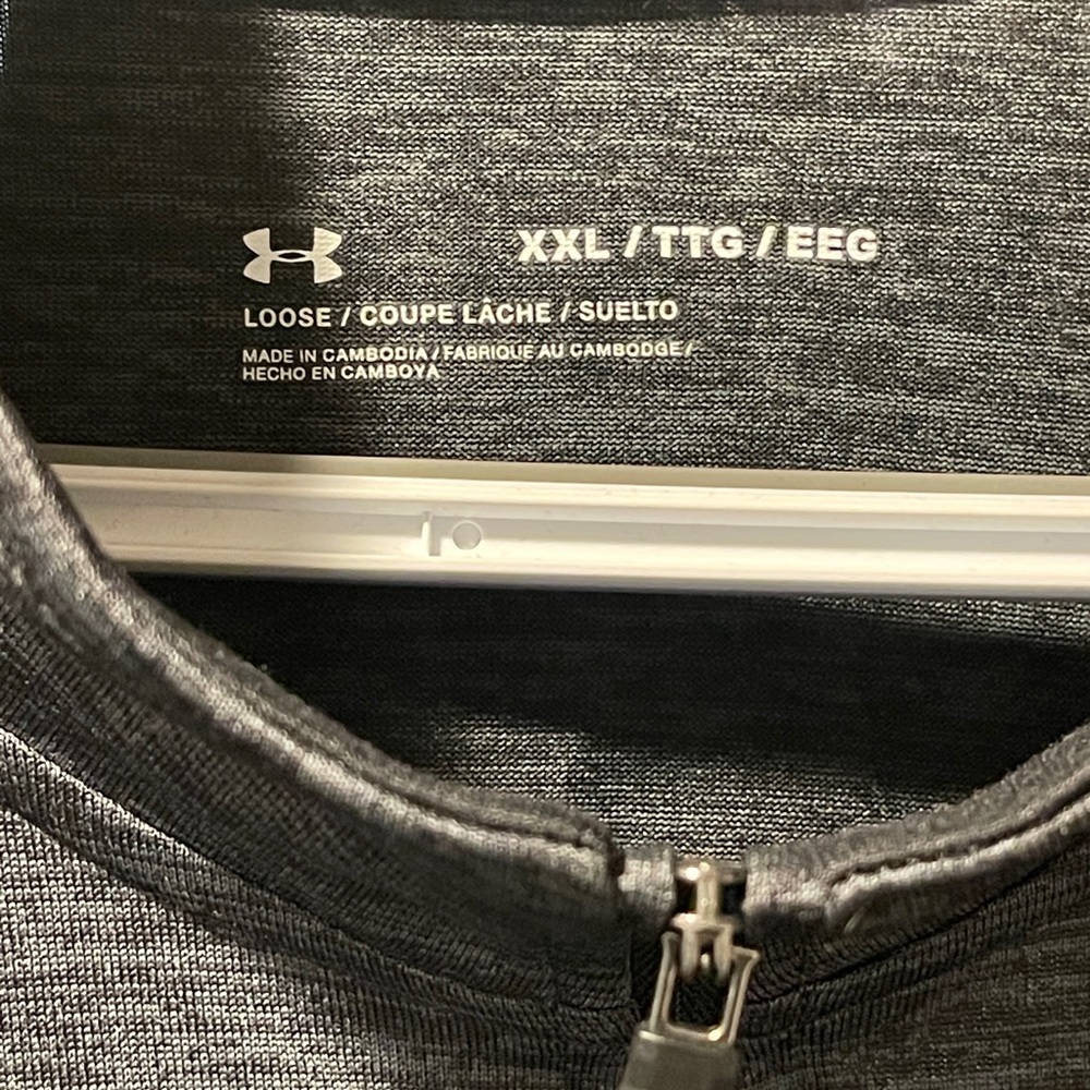 Under Armour  Tech loose fit 1/4 zip - Picture 2 of 5